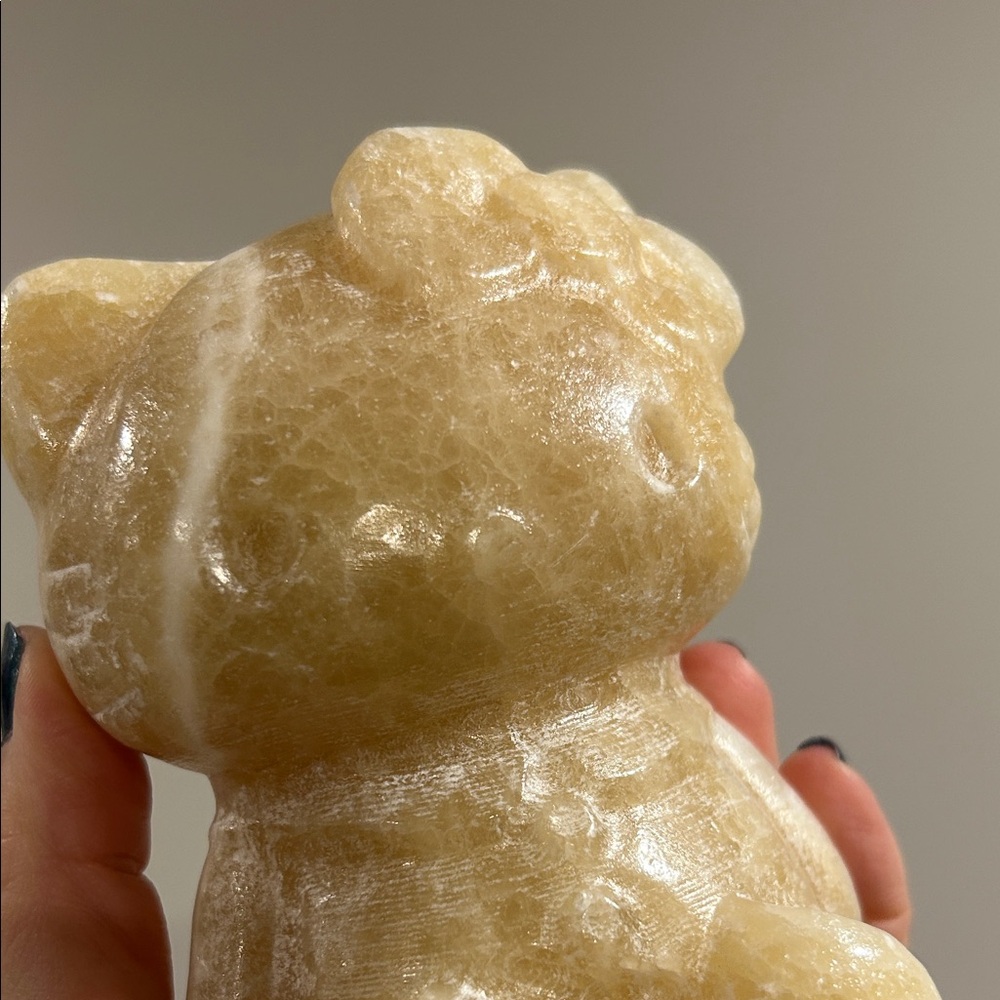 2.10 lb yellow calcite Hello Kitty Figurine - Picture 6 of 8
